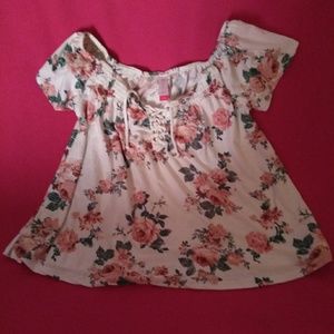 Juniors floral blouse